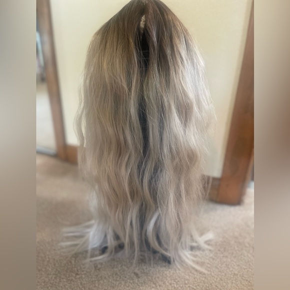 Chelsey Smith Wig CSC London Blonde Wig - Picture 8 of 9